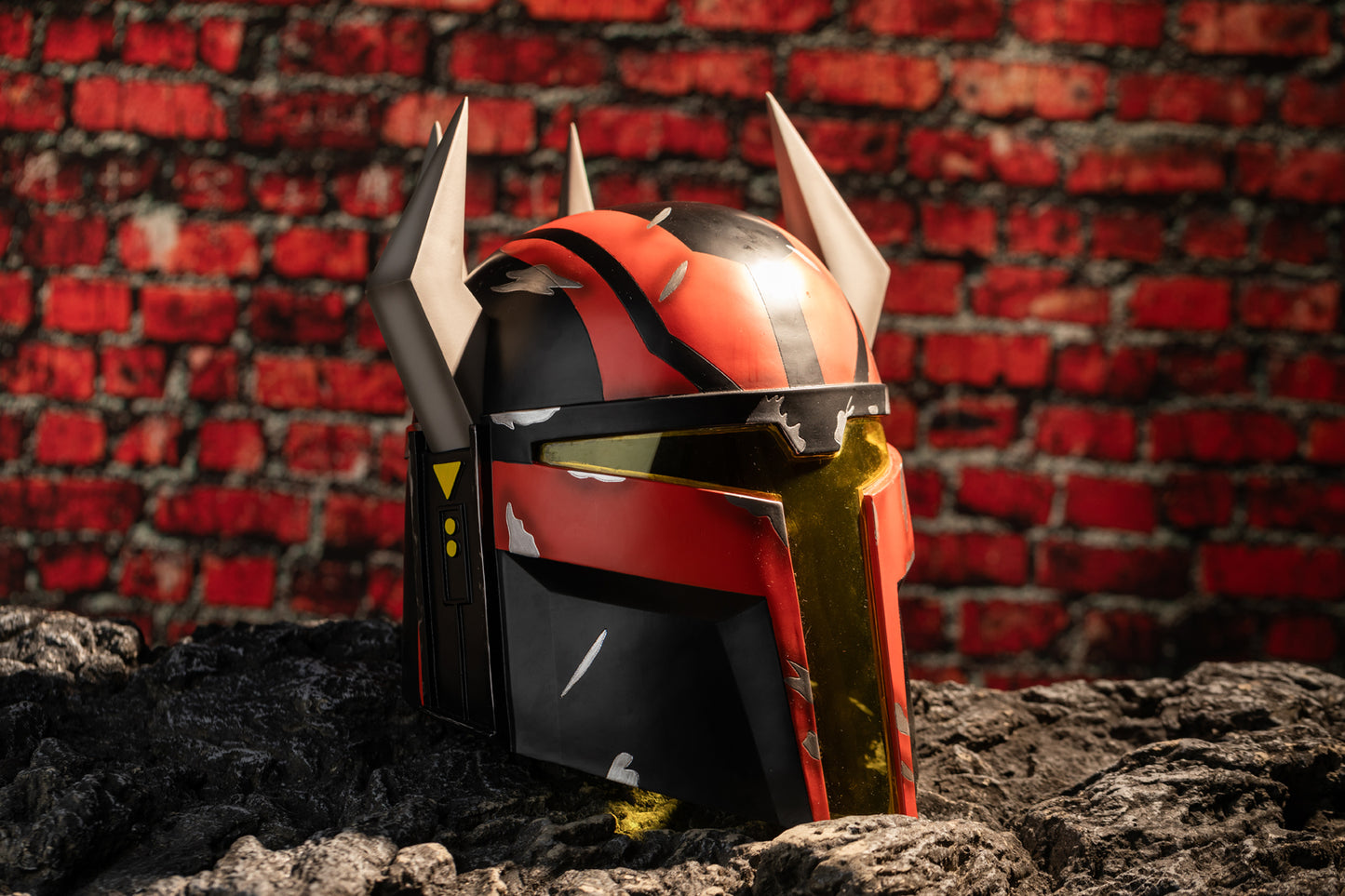 【New Arrival】Xcoser Mandalorian Gar Saxon Helmet