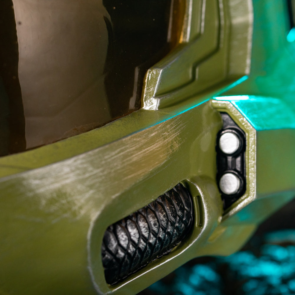 【Special deal】Xcoser Halo Infinite Master Chief Helmet Resin Cosplay (only for US)